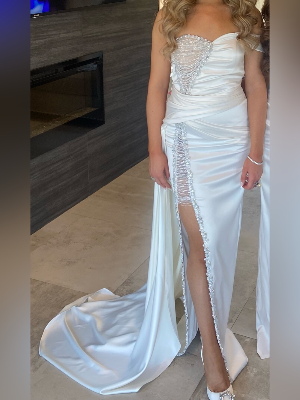 Elegant White Beaded Evening Gown - Women Dresses